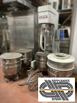 Batteur-mélangeur planétaire Aeromix 120 litres  avec 4 cuves en dotation
