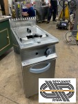 Friteuse gaz professionnelle 18L sur coffre • Haut rendement ( 15Kw)