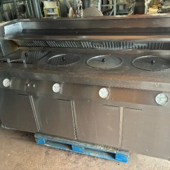 Friteuse (de friterie) à 4 bacs dont 3 cuves rondes + hotte – 48 kW Gaz