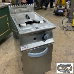 Friteuse gaz professionnelle 18L sur coffre • Haut rendement ( 15Kw)