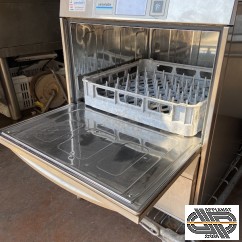Lave vaisselle professionnel haut de gamme | Winterhalter UC-M