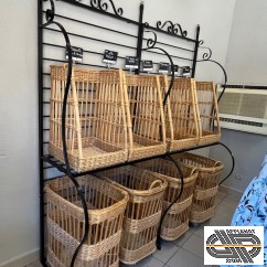 Présentoir à pains mural style provencal avec paniers inclus