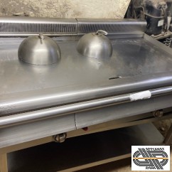 Plancha TPG 1200 Visvardis – deux cloches incluses