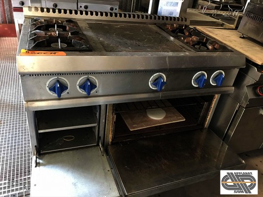 Fourneau de cuisson professionnel à four gaz , de marque SOlYMAC, vendu d'occasion chez APPLANAT