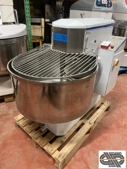 Pétrin spriale boulangerie Dell oro 150Kg d'occasion 
