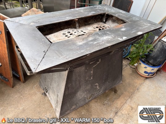 Barbecue bois XXL d'occasion modèle Warm 150 bois d'occasion