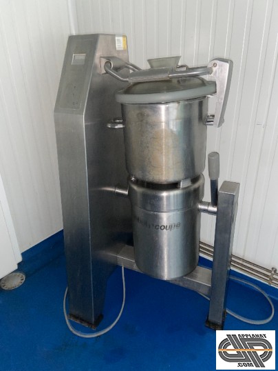 Cutter professionnel robot coupe R 23 SV d'occasion