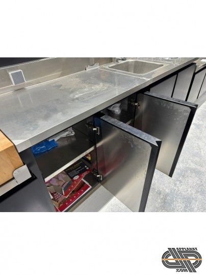 Plan de travail inox avec placard 2 portes et étagères en soubassement