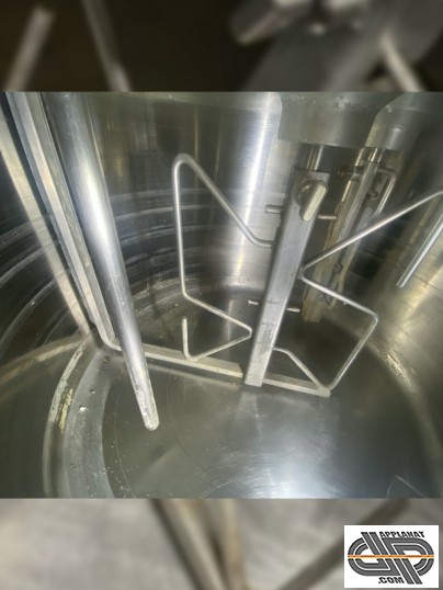 intérieur de cuve inox d'un fermento levain Bertrand